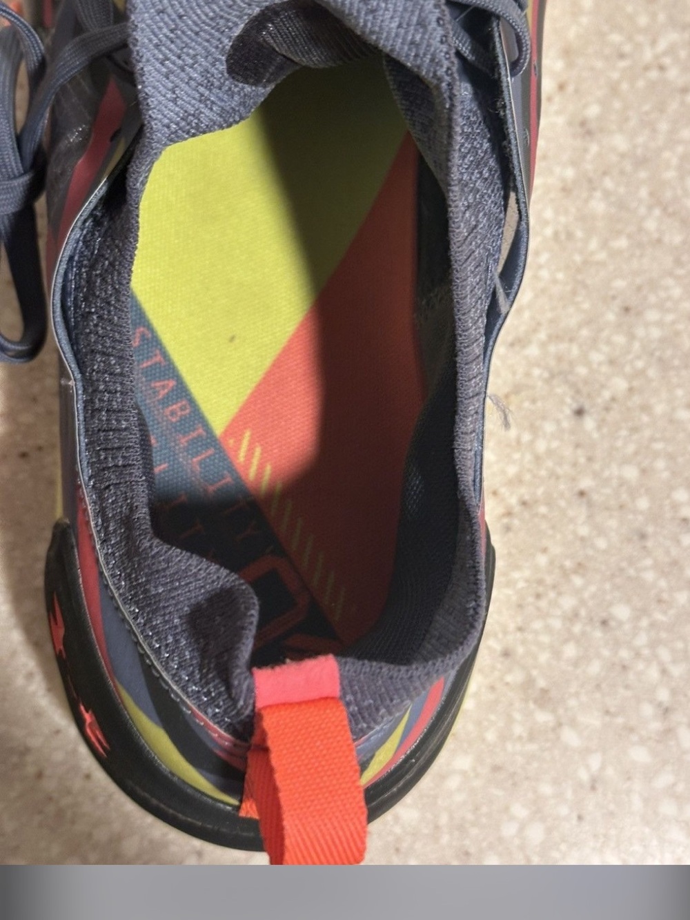 Under Armour TriBase Reign 4 Pro Amp Training Shoes Aurora Purple Yellow Ray 14 - Picture 13 of 16
